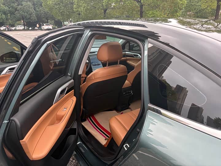 Фото 9 - XPeng P5