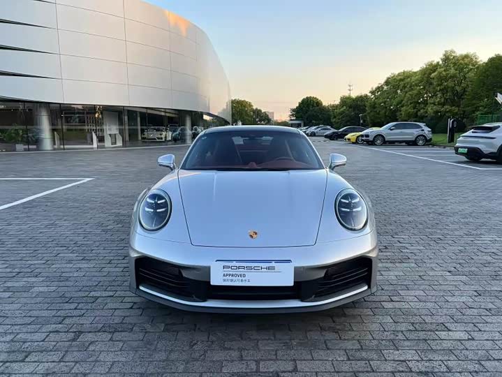 Фото 2 - Porsche 911