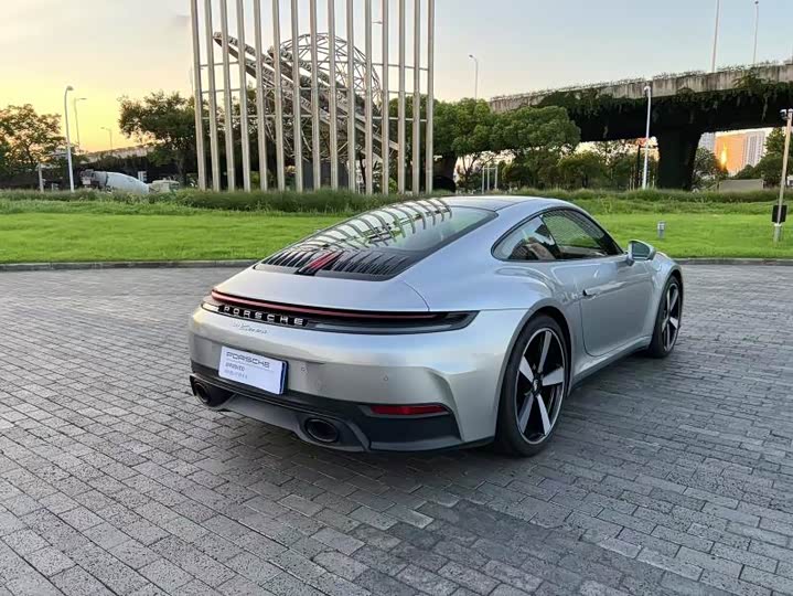 Фото 9 - Porsche 911