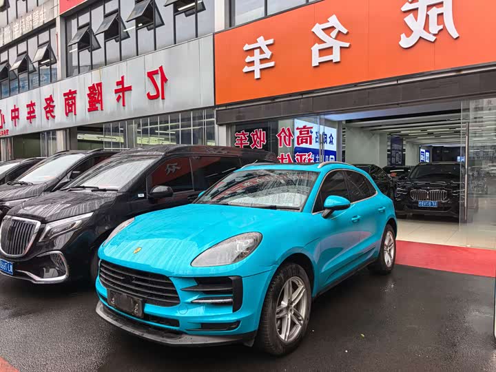 Фото 1 - Porsche Macan