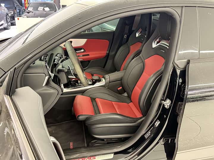 Фото 5 - Mercedes-Benz CLA-Class AMG