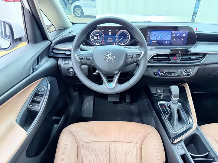 Фото 11 - Buick GL6