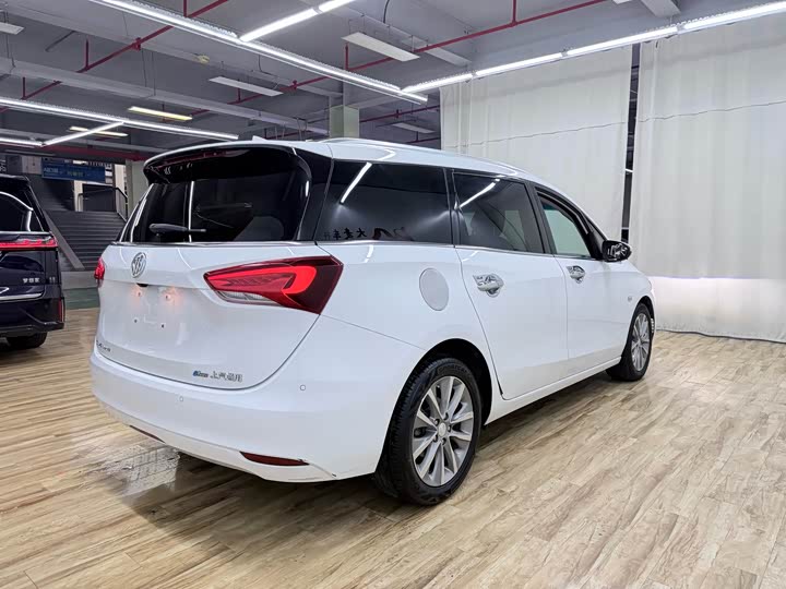 Фото 5 - Buick GL6