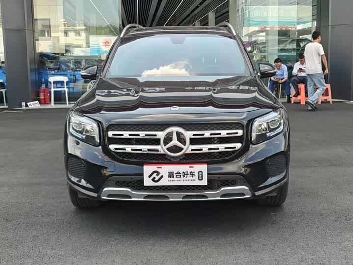 Фото 2 - Mercedes-Benz GLB-Class