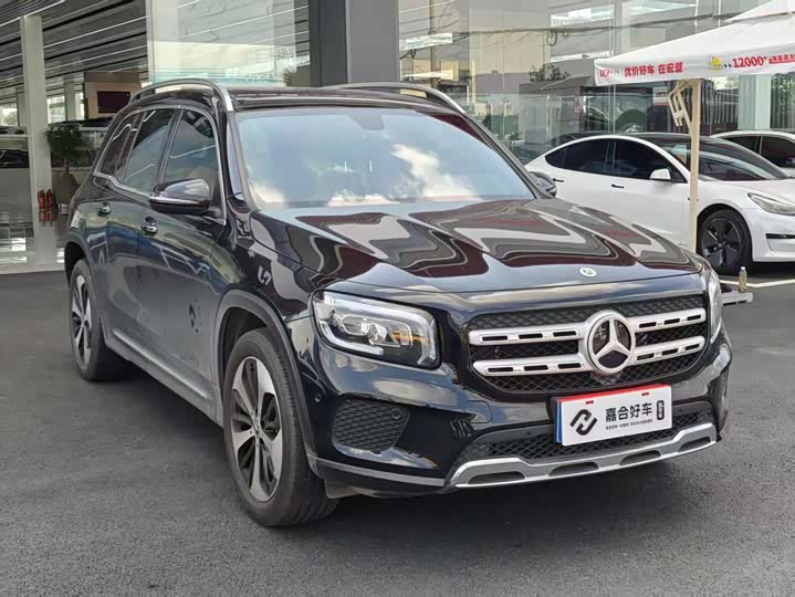 Фото 3 - Mercedes-Benz GLB-Class