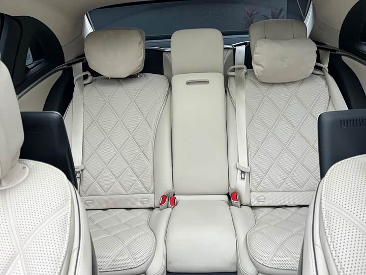 Фото 13 - Mercedes-Benz Maybach S-Class