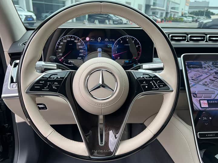 Фото 15 - Mercedes-Benz Maybach S-Class