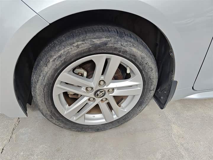 Фото 23 - Toyota Levin