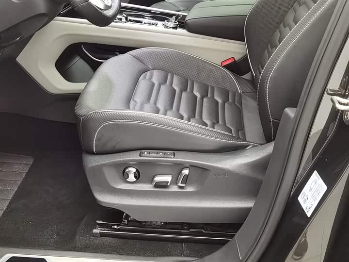 Фото 20 - Volkswagen Teramont X