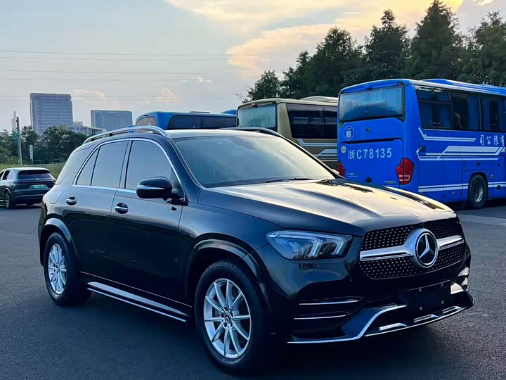 Фото 3 - Mercedes-Benz GLE-Class