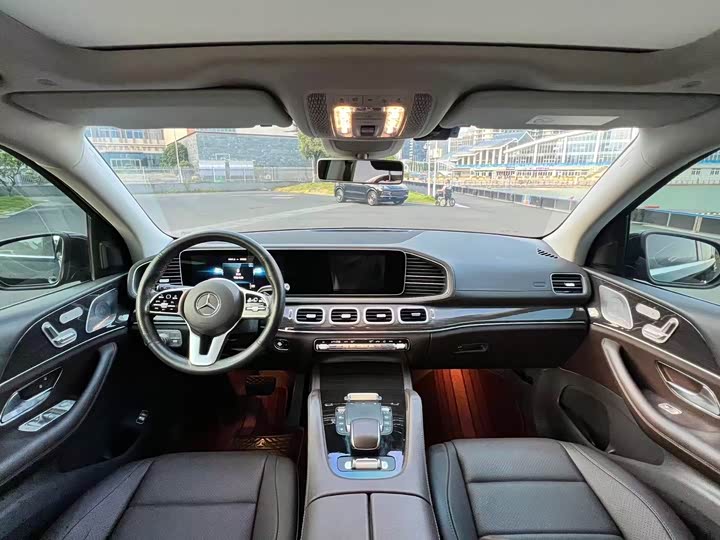 Фото 4 - Mercedes-Benz GLE-Class