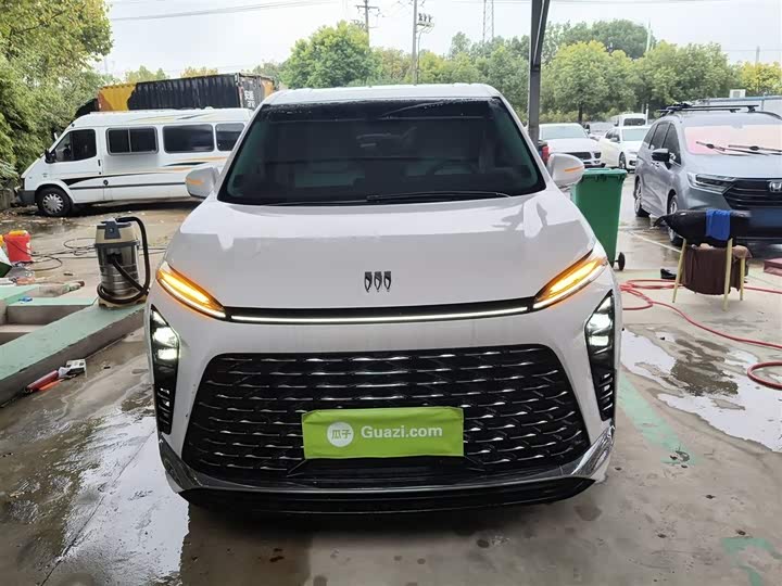 Фото 3 - Buick GL8 Hybrid