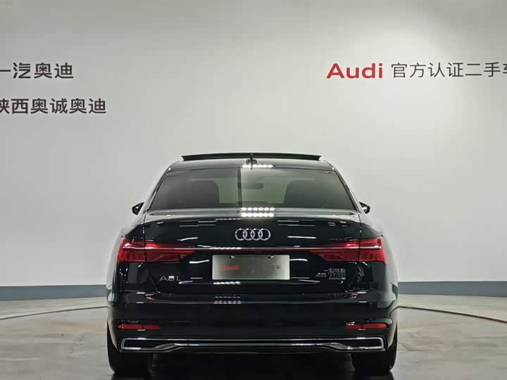 Фото 5 - Audi A6L