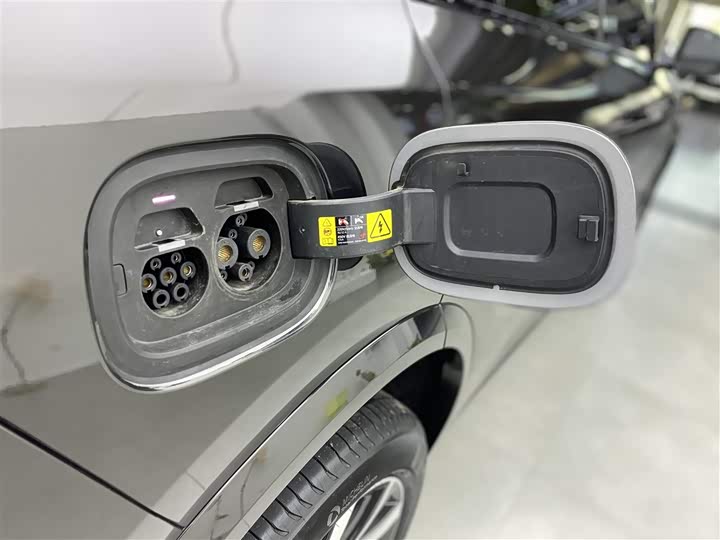 Фото 33 - LiXiang L7