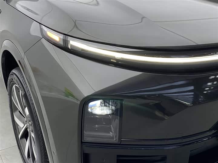 Фото 34 - LiXiang L7