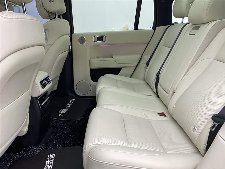 Фото 8 - LiXiang L7