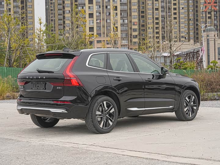 Фото 4 - Volvo XC60