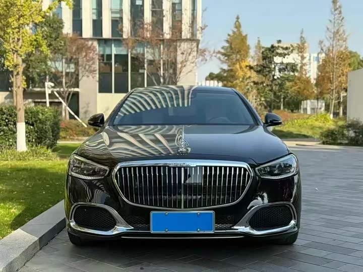 Фото 2 - Mercedes-Benz Maybach S-Class