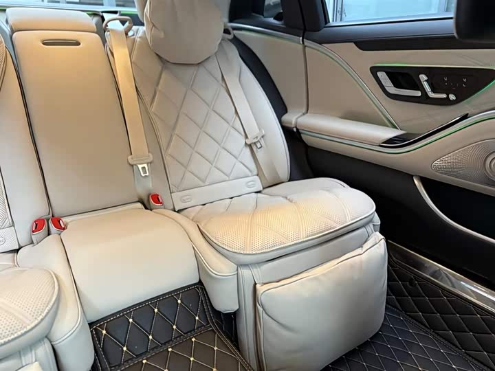 Фото 8 - Mercedes-Benz Maybach S-Class