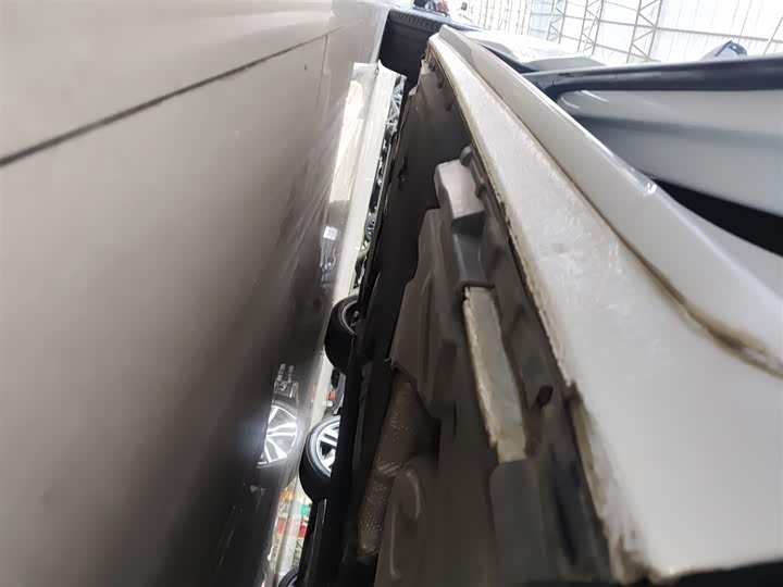 Фото 22 - Audi A4L