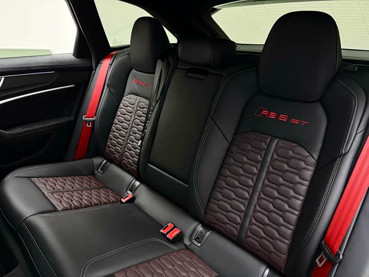 Фото 19 - Audi RS 6