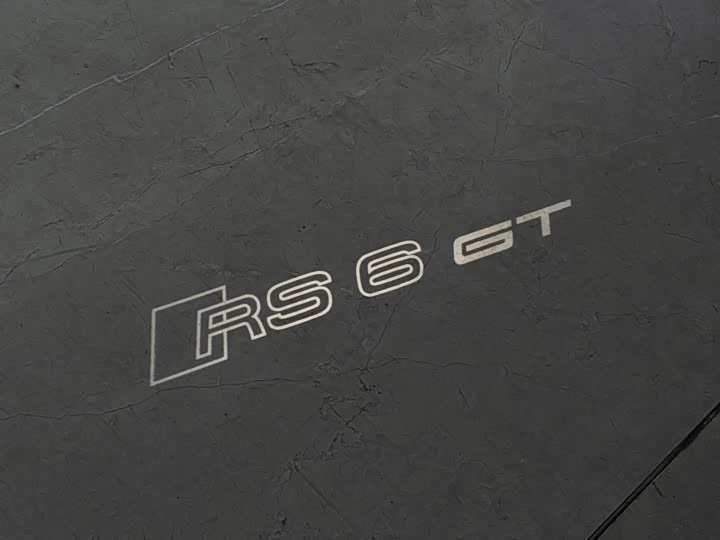 Фото 31 - Audi RS 6