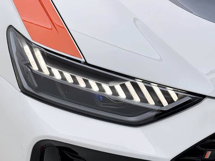 Фото 8 - Audi RS 6