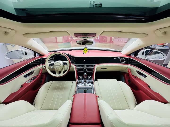 Фото 12 - Bentley Flying Spur