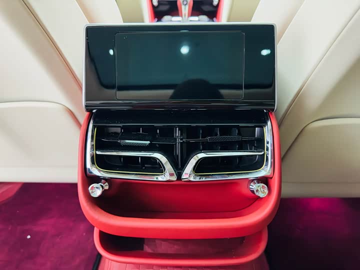 Фото 18 - Bentley Flying Spur