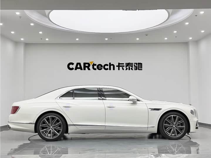 Фото 4 - Bentley Flying Spur