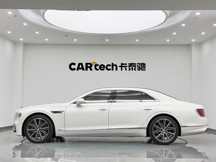 Фото 5 - Bentley Flying Spur