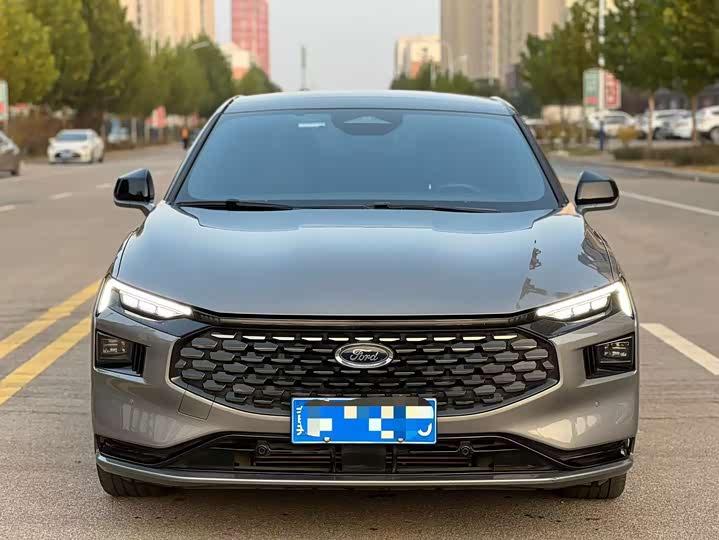 Фото 2 - Ford Mondeo