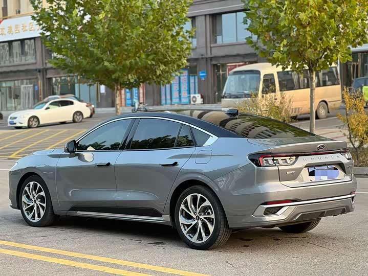 Фото 6 - Ford Mondeo