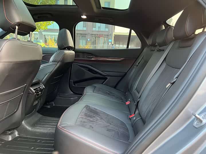 Фото 8 - Ford Mondeo