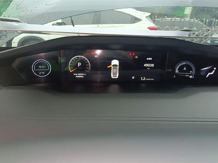 Фото 12 - Changan UNI-V