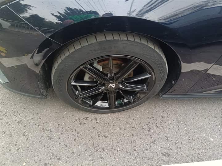 Фото 23 - Changan UNI-V