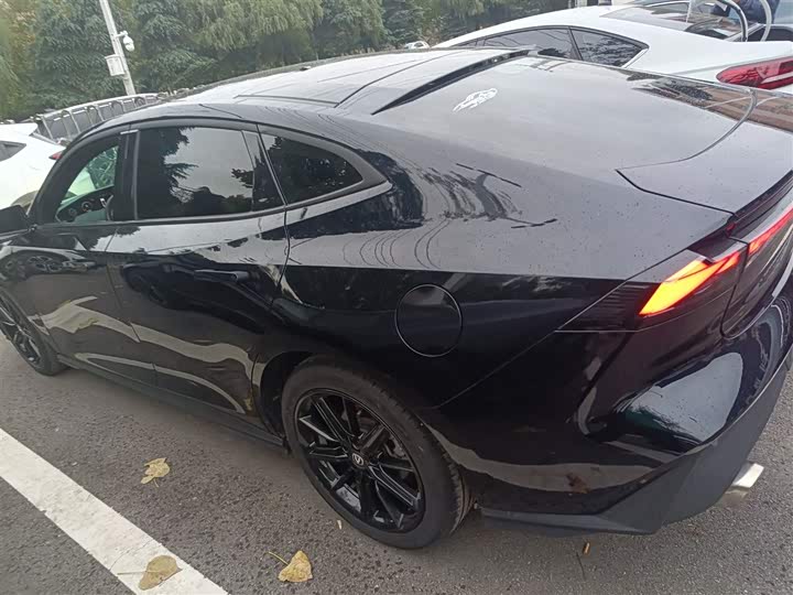 Фото 5 - Changan UNI-V