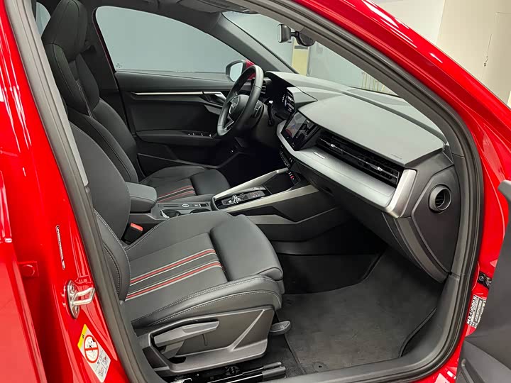 Фото 12 - Audi A3