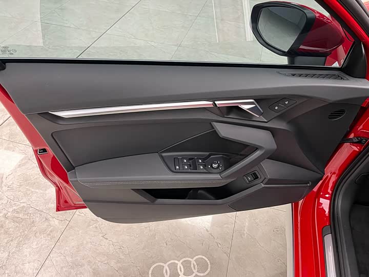 Фото 9 - Audi A3