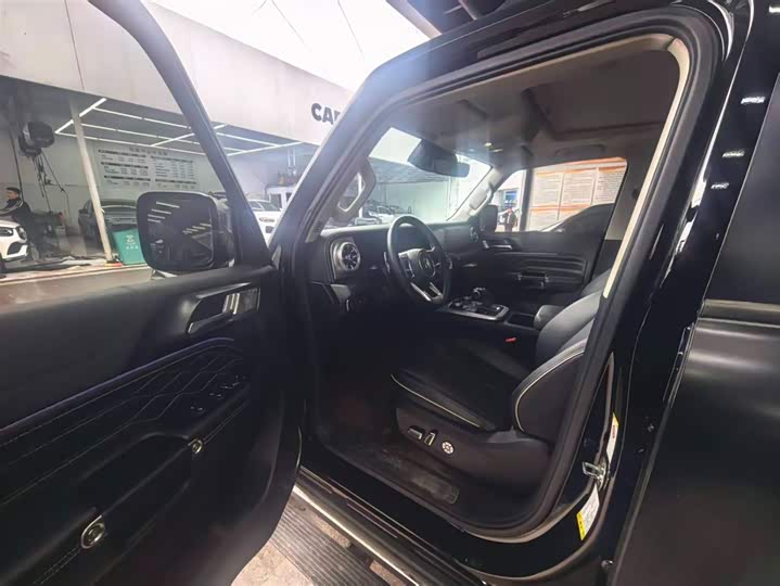 Фото 3 - Tank 300