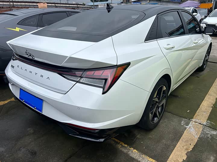 Фото 15 - Hyundai Elantra N line