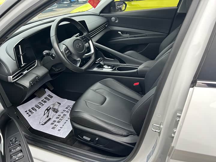 Фото 18 - Hyundai Elantra N line