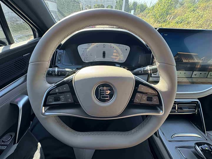 Фото 14 - BYD Tang Hybrid/EV