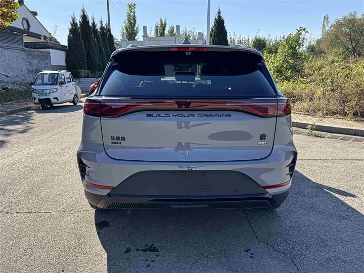 Фото 18 - BYD Tang Hybrid/EV