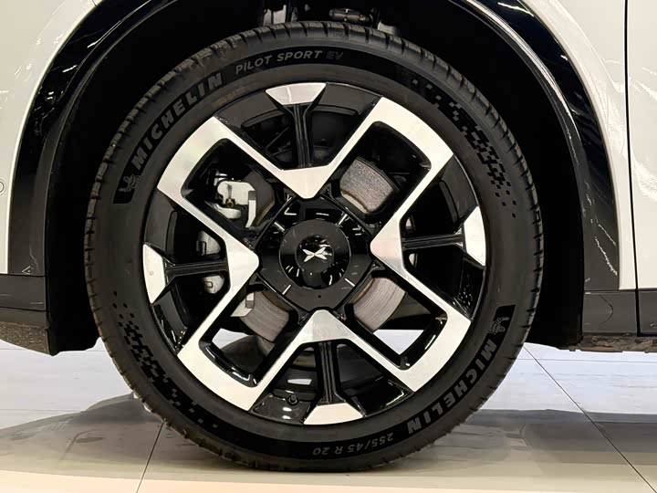 Фото 11 - XPeng G7