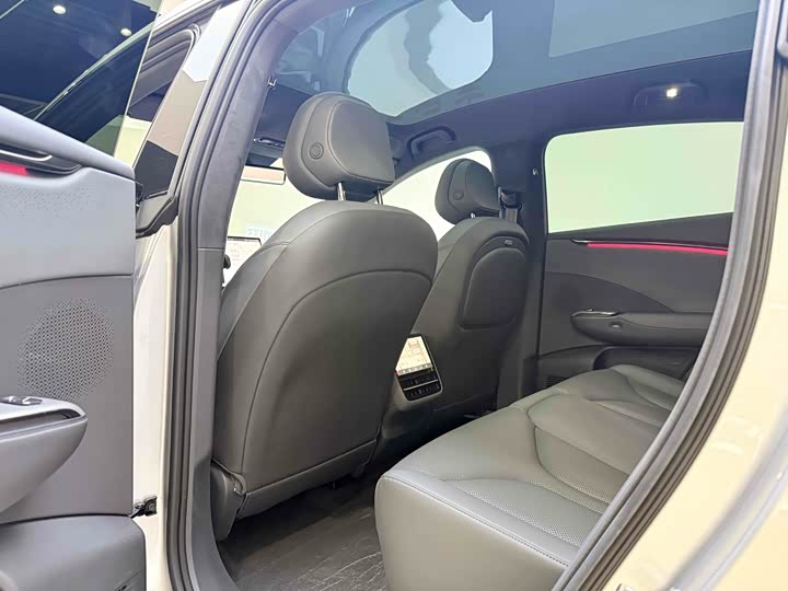 Фото 7 - XPeng G7