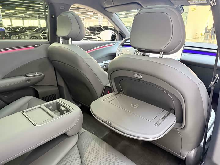 Фото 8 - XPeng G7