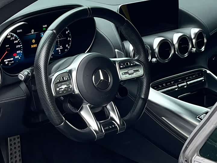 Фото 4 - Mercedes-Benz AMG GT