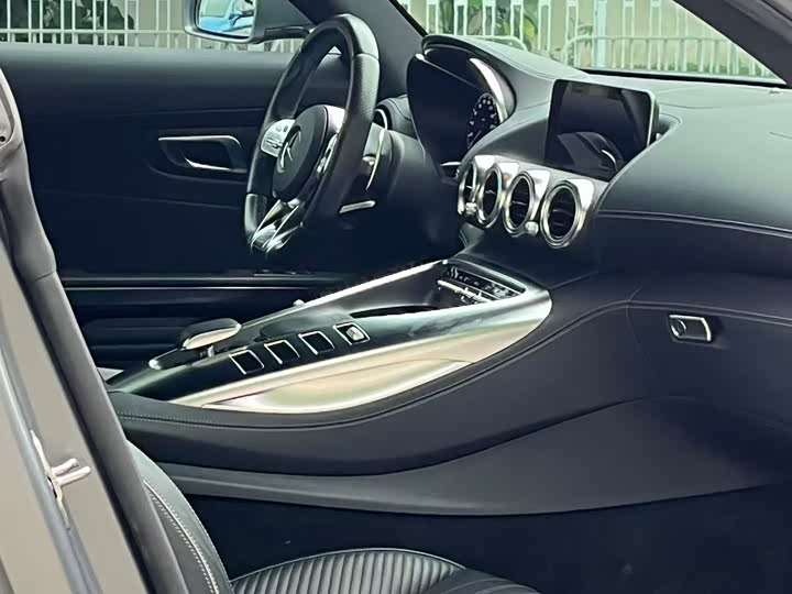 Фото 6 - Mercedes-Benz AMG GT