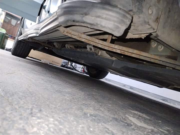 Фото 21 - Geely Jiaji Hybrid